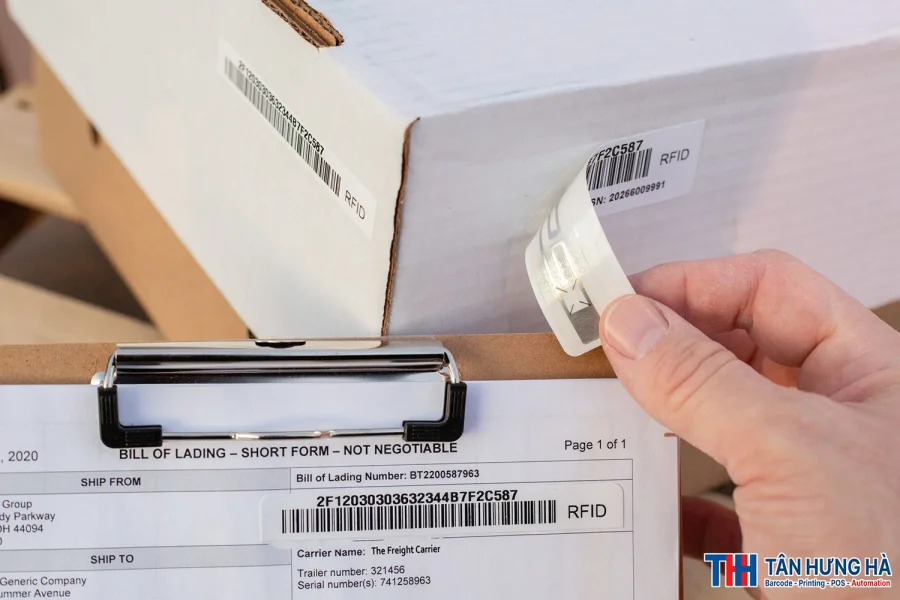 KHÁM PHÁ ỨNG DỤNG VÀ CÁCH LỰA CHỌN THẺ RFID CÓ THỂ IN TRONG QUẢN LÝ THÔNG TIN HIỆN ĐẠI