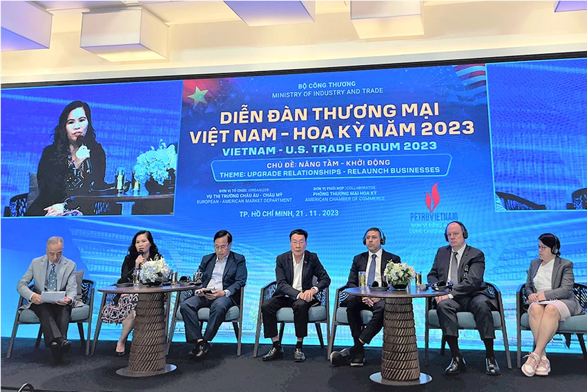 Intel, Walmart… tiếp tục mở rộng đầu tư tại Việt Nam
